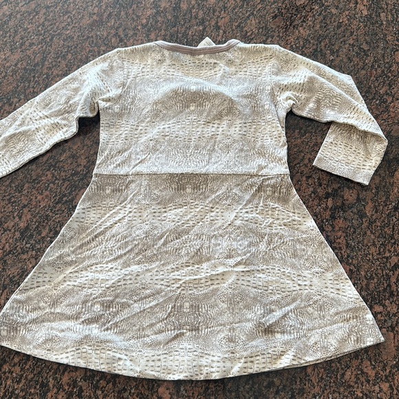 Kate Quinn Bamboo Dress 12-18m EUC - Picture 3 of 3